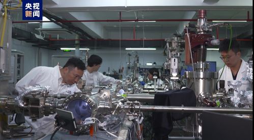 人造藍(lán)寶石晶圓問世 中國科研突破為低功耗芯片鋪就新材料基石